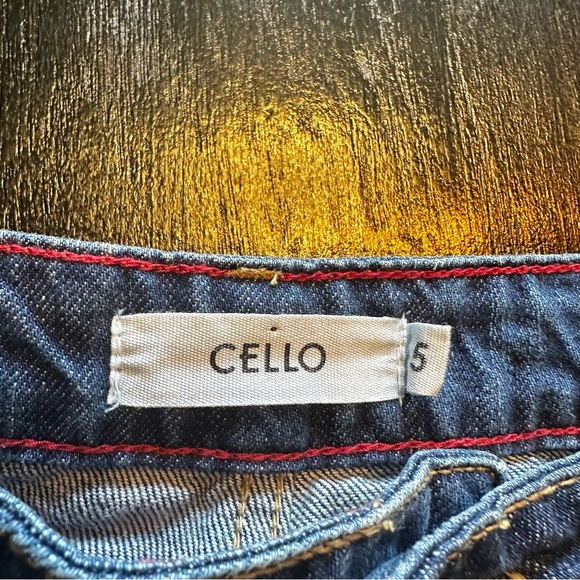 Cello Size 4 Size 5 Embroidered Embroidery Mom Jean Denim Floral Dark Wash Holes - Picture 6 of 10